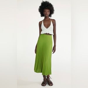 Pleated Midi Skirt size SMALL (NEW WITH TAGS)